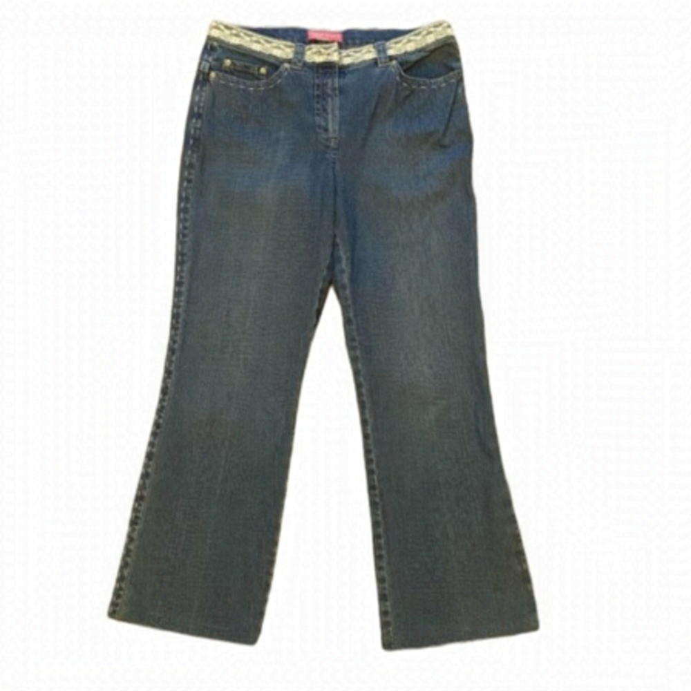Apriori Denim Jeans with Lace Detail